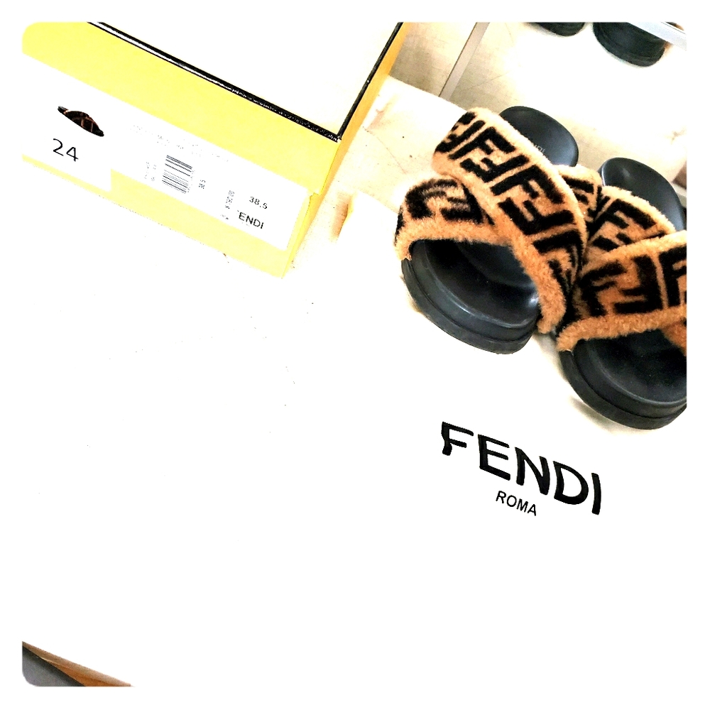Fendi Slides
